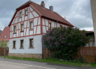 Wohngebäude Straßenansicht